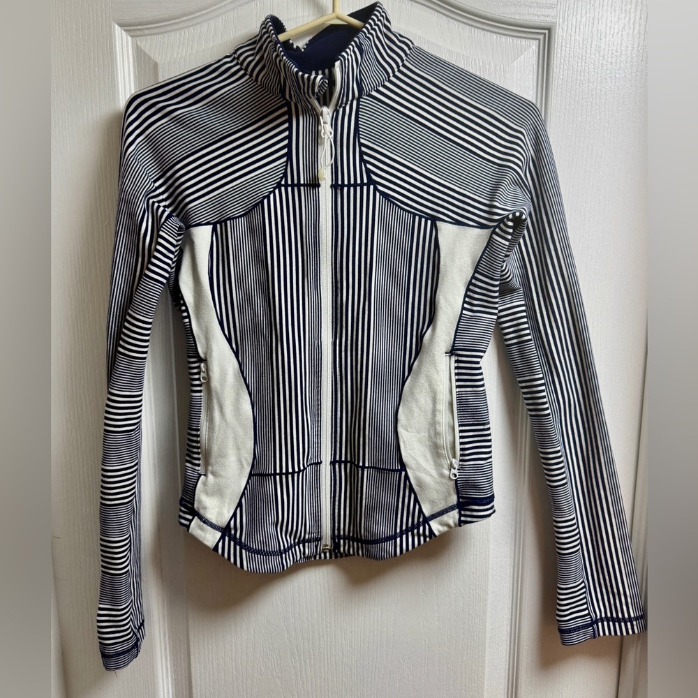 Lululemon Forme Jacket - Navy and White Stripes